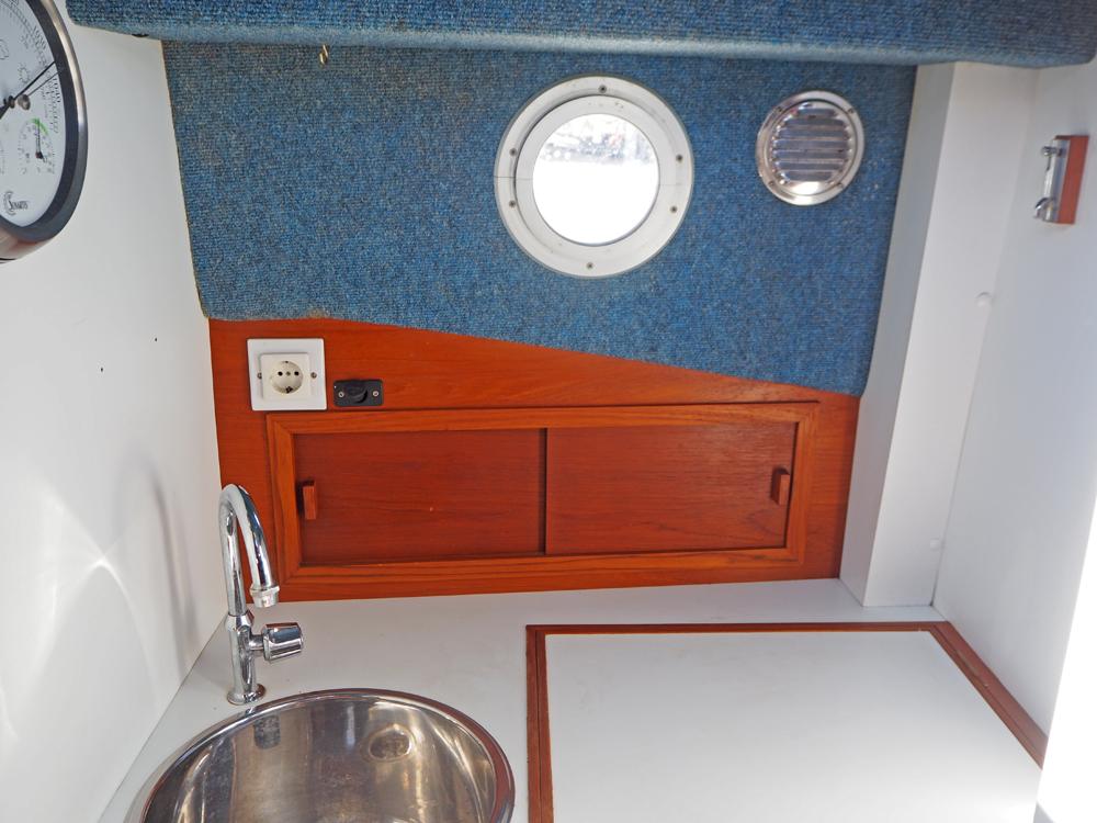 Fore ship, Accommodation